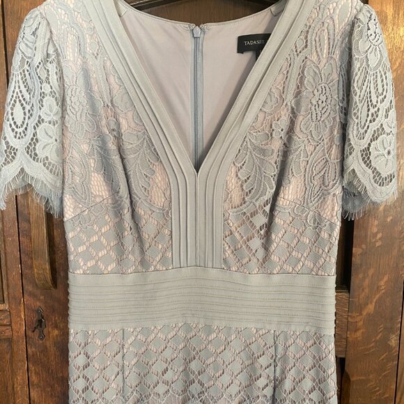 Tadashi Shoji, Dumin Lace Dress in Pewter, Size 10 - Picture 6 of 11